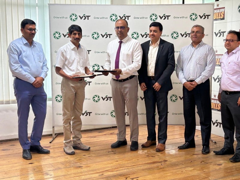Axis Bank partners with VST Tillers Tractors Ltd to offer Financial Solutions to Farmers for Farm Equipments Axis Bank partners with VST Tillers Tractors Ltd to offer Financial Solutions to Farmers for Farm Equipments