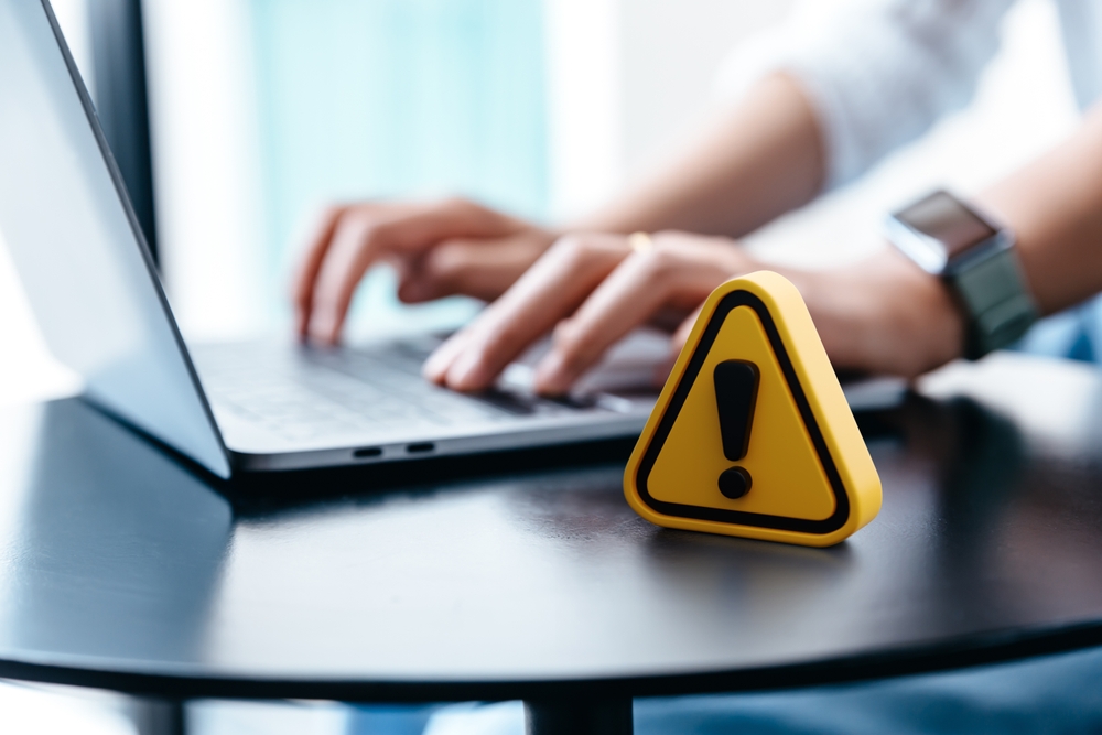 Are you or your parents being scammed? Warning signs you shouldn't ignore